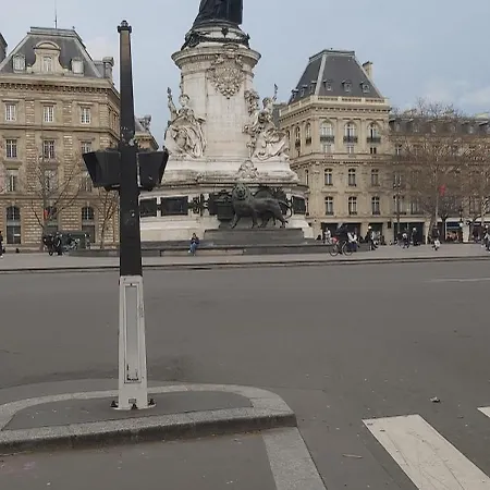 Pres Du Gare De L'est פריז